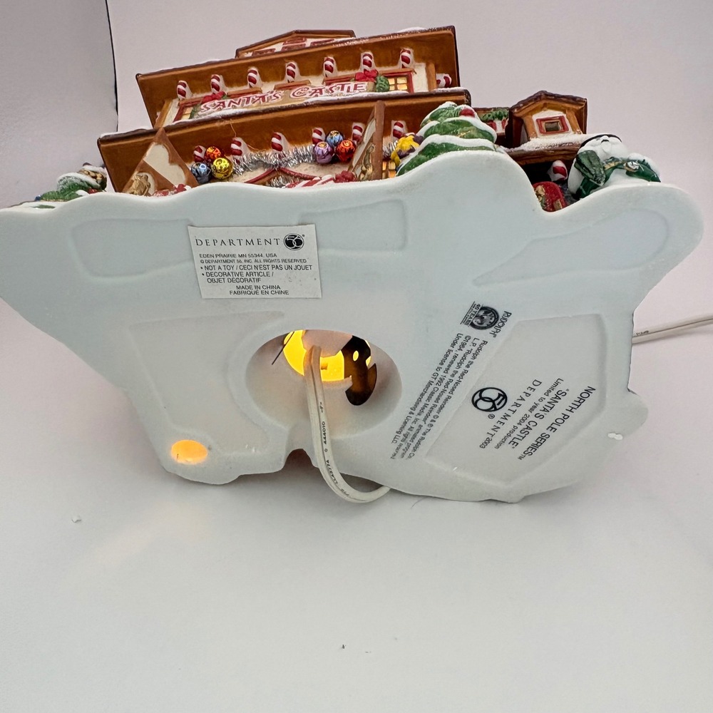 Department 56 Santa's Castle Multicolor North Pole Series 56.56773 READ - Picture 7 of 10
